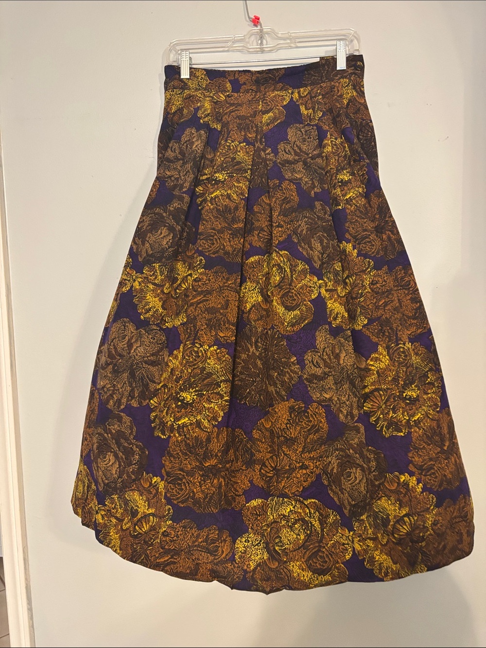 Vintage Floral Jacquard A-Line Midi Skirt in Purple and Gold